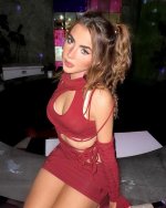 andrea-botez-v0-fhkupikprx3c1.jpg